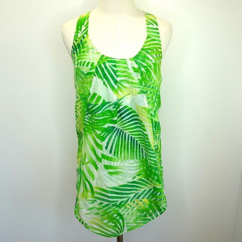 Diane Von Furstenberg Printed Scoop Neck Blouse - Green, White - Size 2 - Silk-